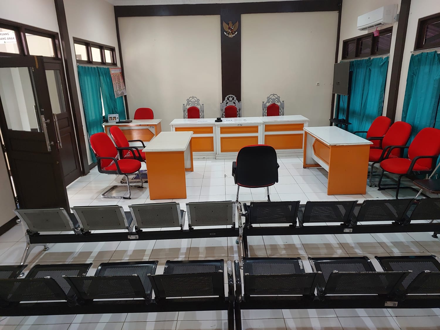 Ruang Sidang Anak (Tampak Depan)